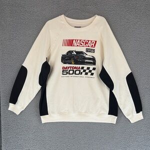 NASCAR Daytona 500 Sweatshirt men’s XXL black & beige embroidered pullover